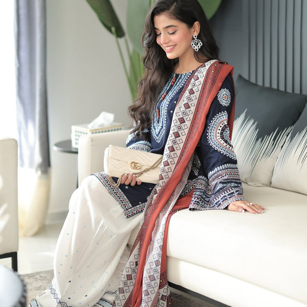 Rangrez – Heavy Embroidered 3-Piece Suit (UNStitched) FT-09