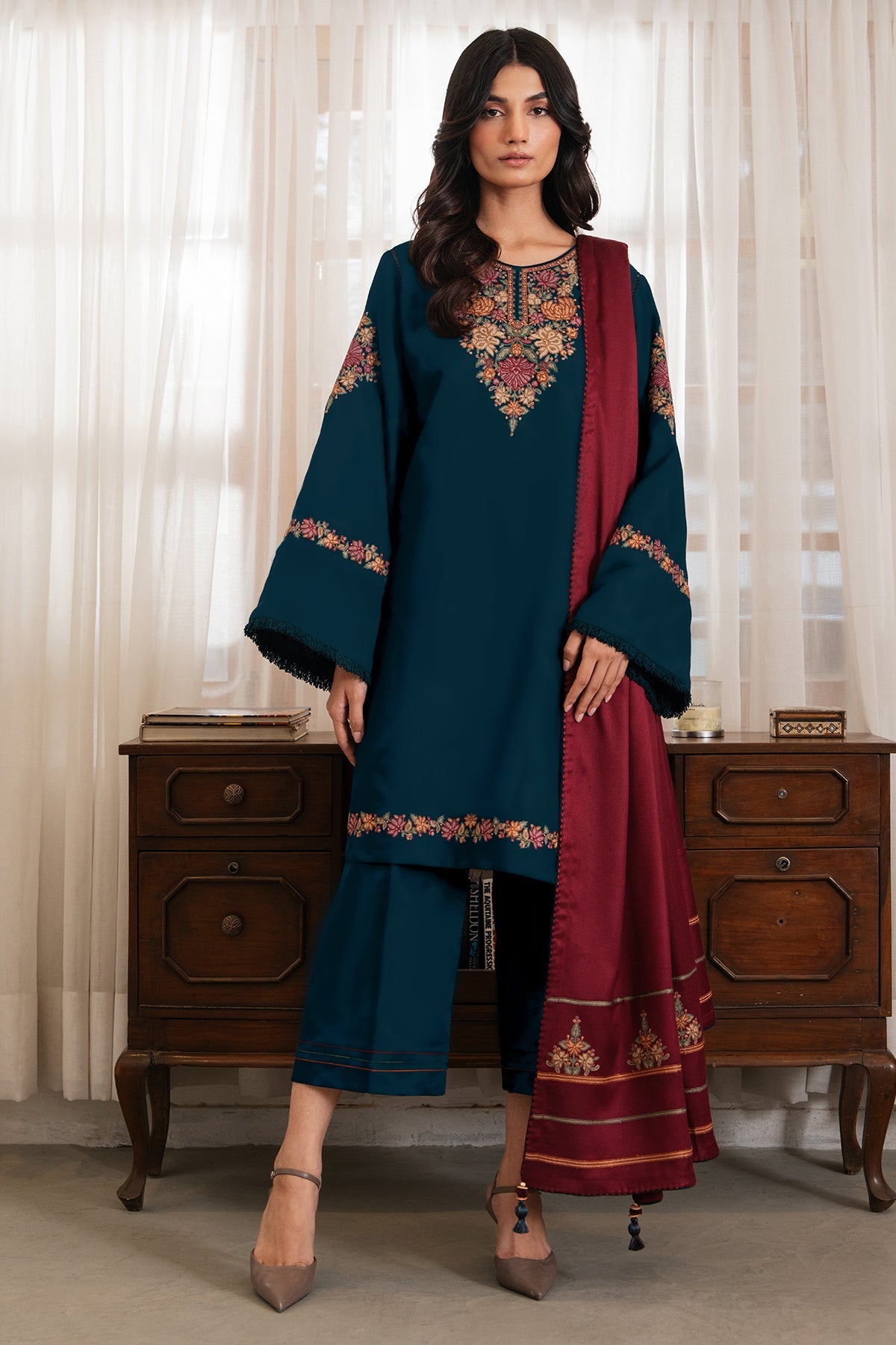EMBROIDERED DHANAK UNSTICED 3 PIECE